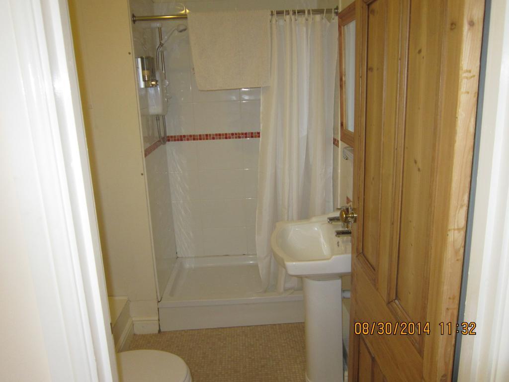 Queen Mary Inn Poole Oda fotoğraf